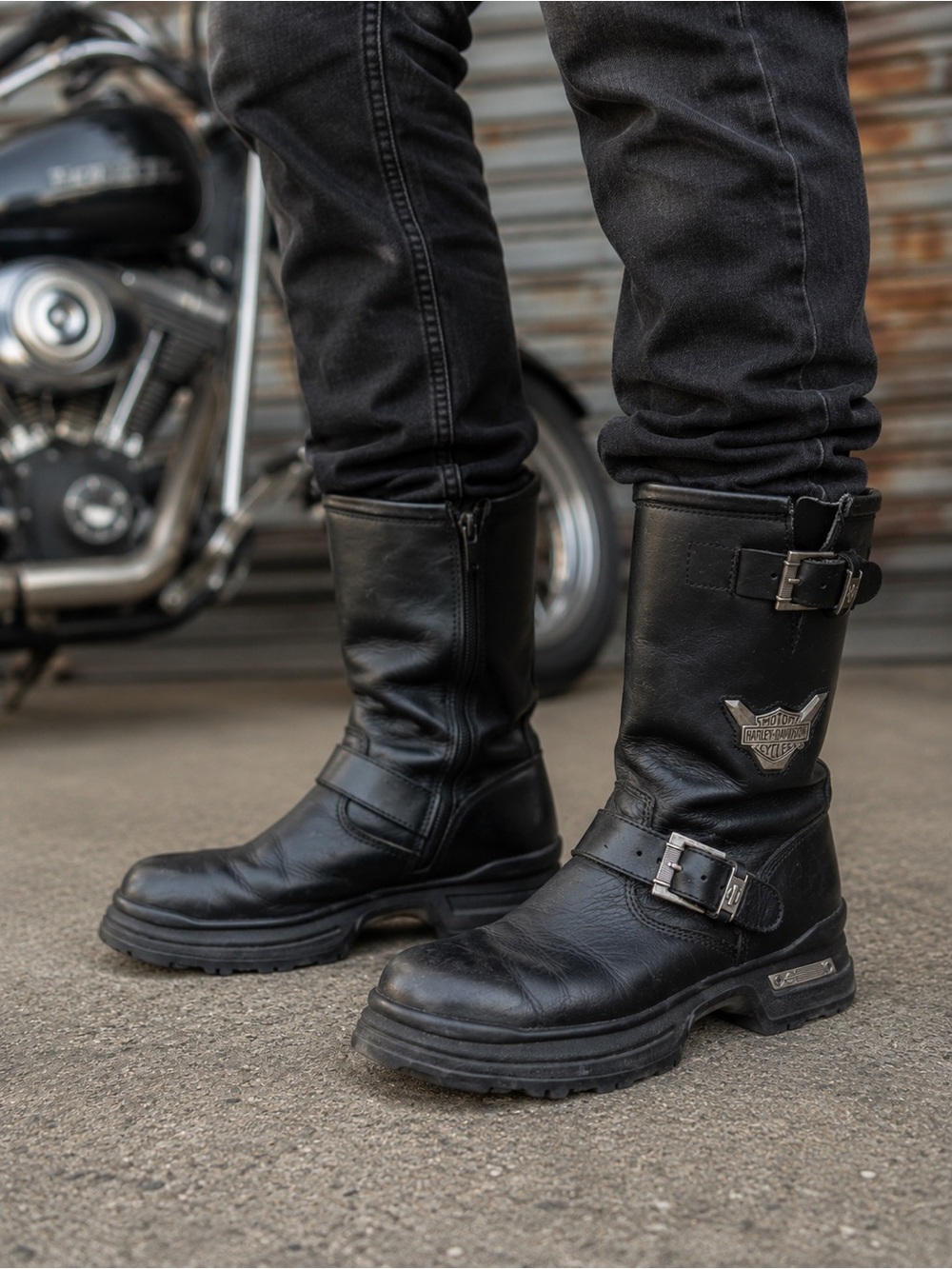 Harley Davidson Black Leather Motorcycle Boots with Buckle Accent Size 8.5 Wide